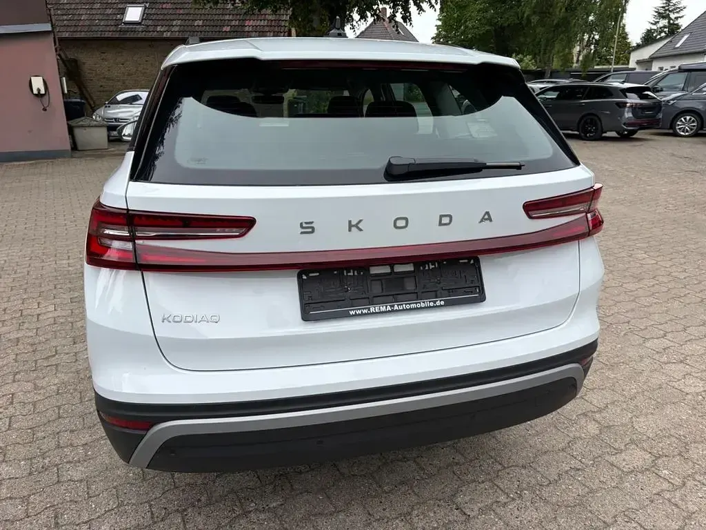Neu Skoda Kodiaq Selection 150 PS (110 kW) 2026 Weiß SUV