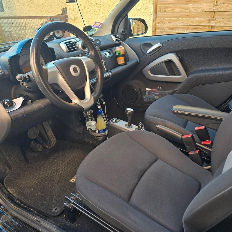 Gebraucht Smart ForTwo Coupé 84 PS (61 kW) 2010 Schwarz Coupé