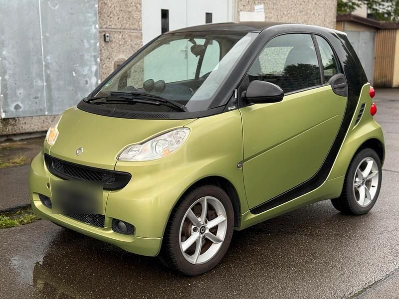 Grün Gebraucht 2010 Smart ForTwo Coupé Pulse Coupé | 2.690 € - Bild 1/4