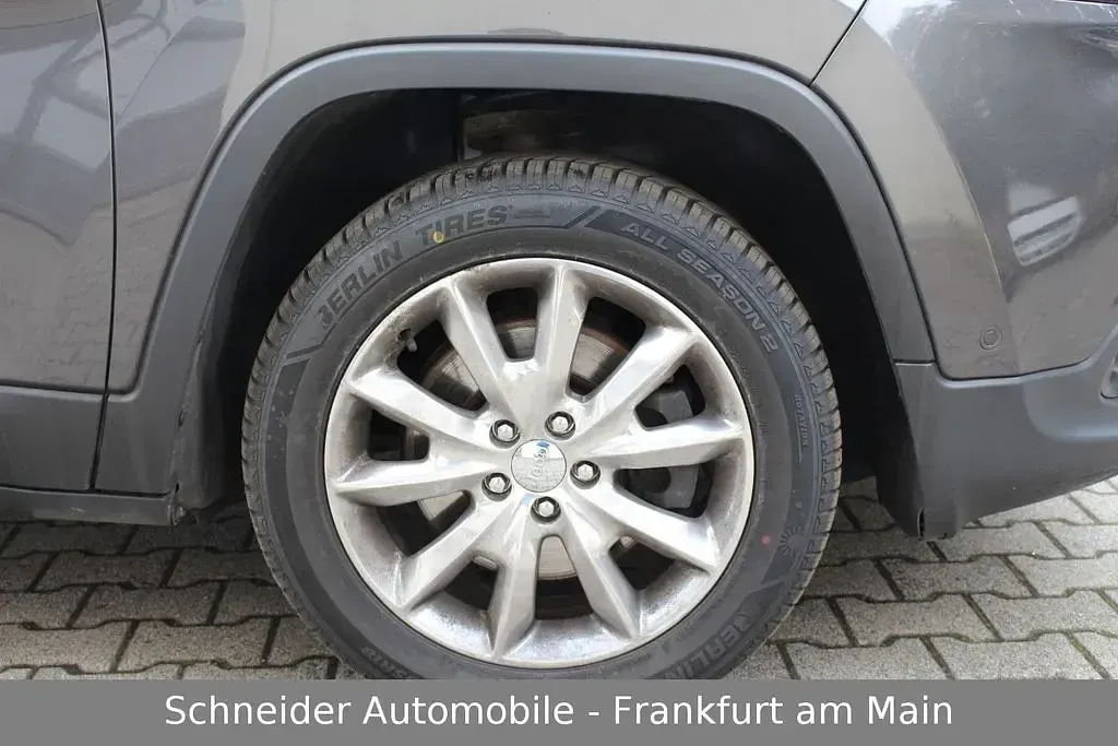 Gebraucht Jeep Cherokee Limited 200 PS (147 kW) 2018 Grau SUV