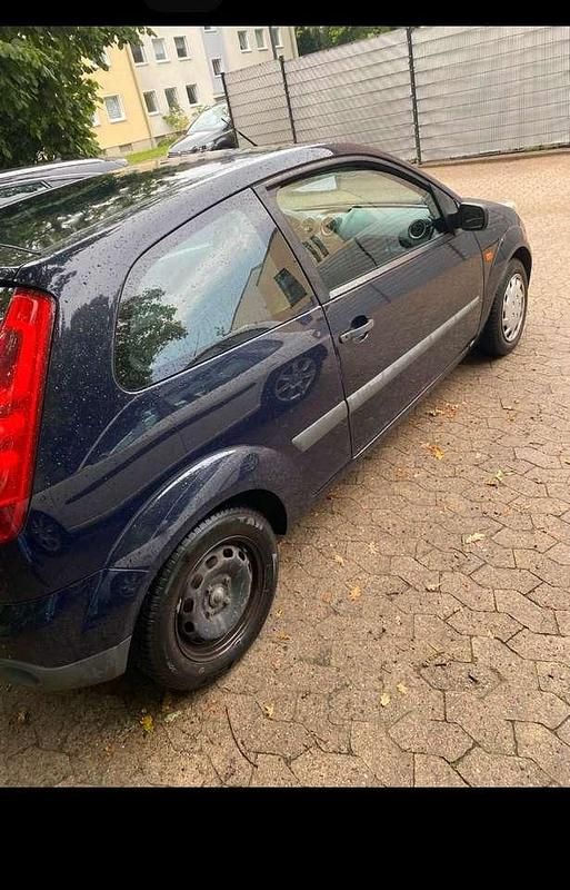Gebraucht Ford Fiesta 60 PS (44 kW) 2006 Blau Limousine