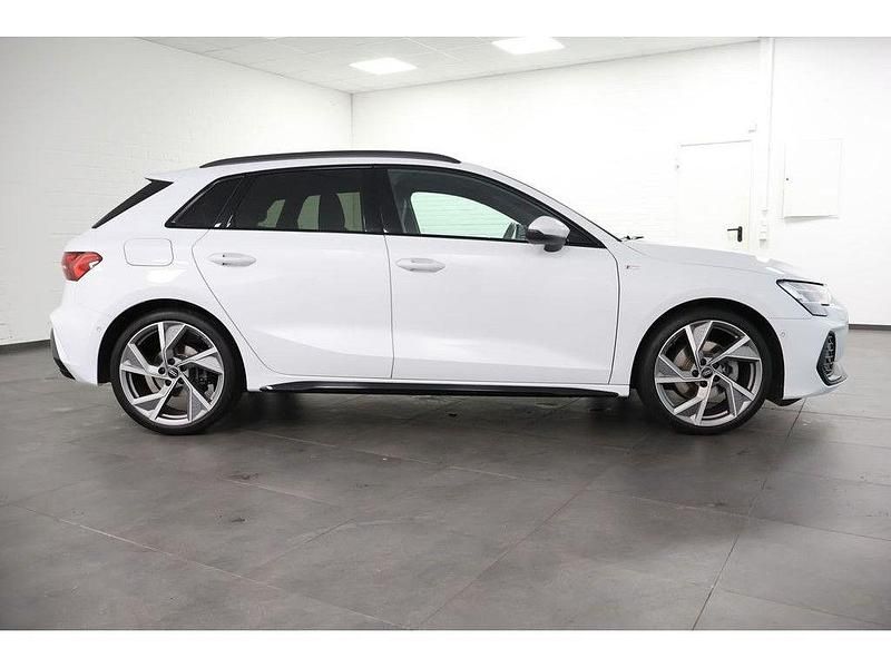 Gebraucht Audi A3 S-Line 150 PS (110 kW) 2025 Weiß Limousine