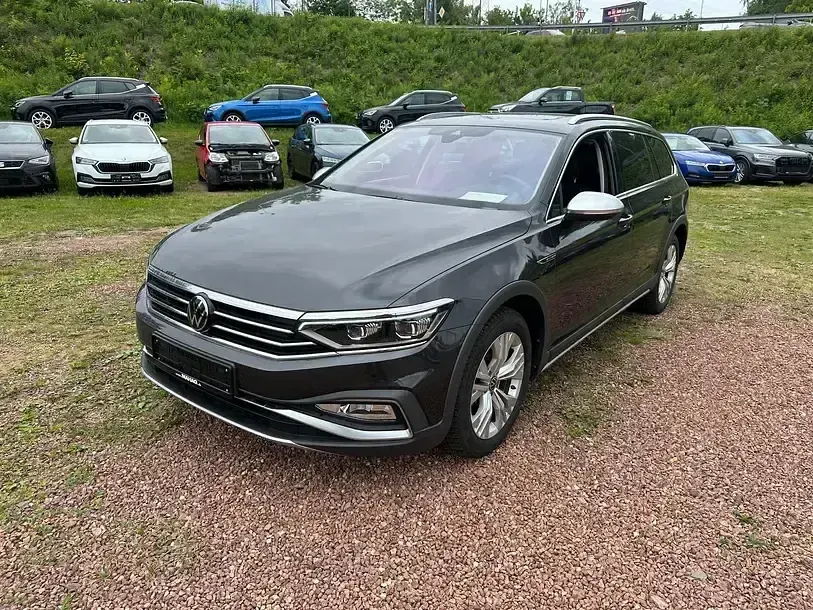 Gebraucht VW Passat Alltrack 200 PS (147 kW) 2023 Mangangrau metallic Kombi