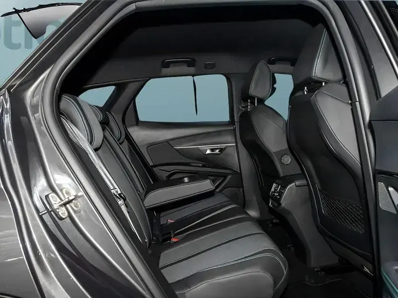 Gebraucht Peugeot 3008 131 PS (96 kW) 2024 Grau SUV
