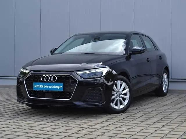 Gebraucht Audi A1 Sportback Advanced 116 PS (85 kW) 2019 Schwarz (mythosschwarz metallic) Kleinwagen