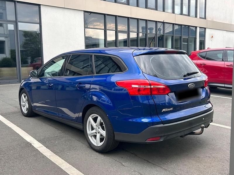 Second-hand Ford Focus 150 CP (110 kW) 2017 Albastru Break