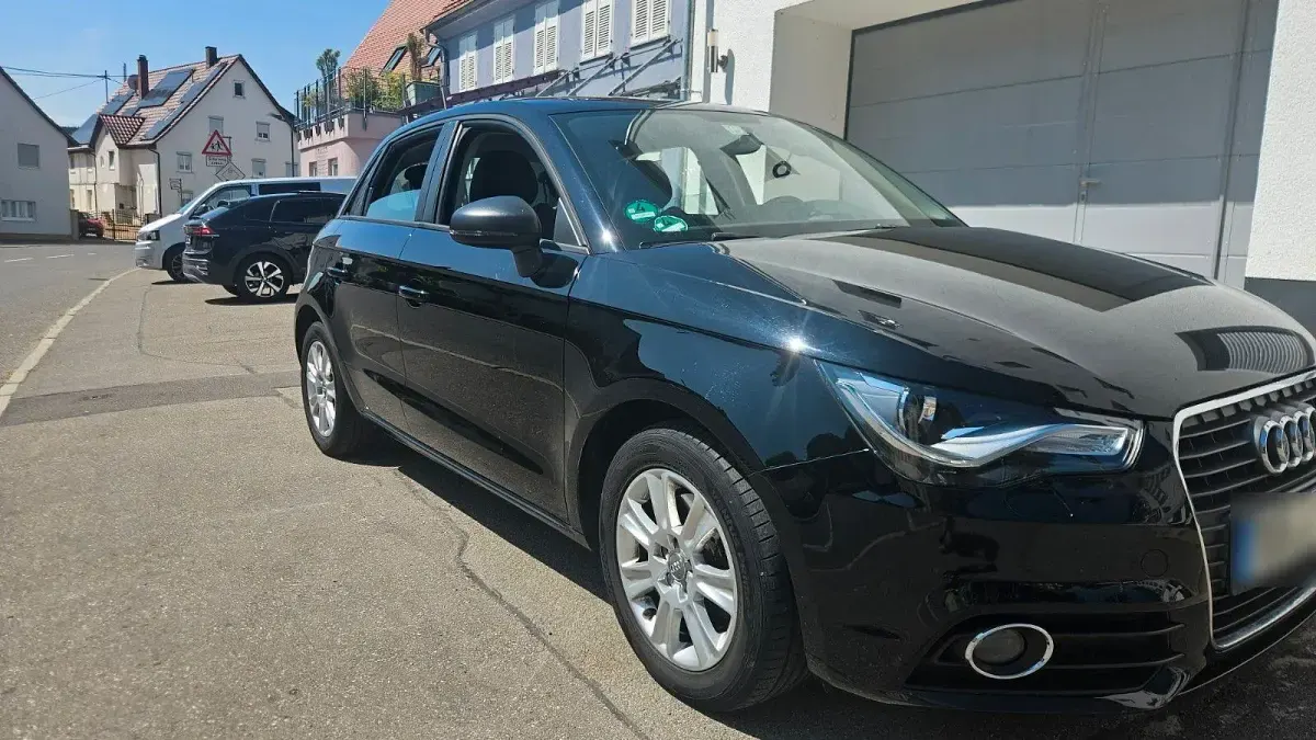 Gebraucht Audi A1 Sportback Ambition 122 PS (89 kW) 2015 Schwarz Kleinwagen