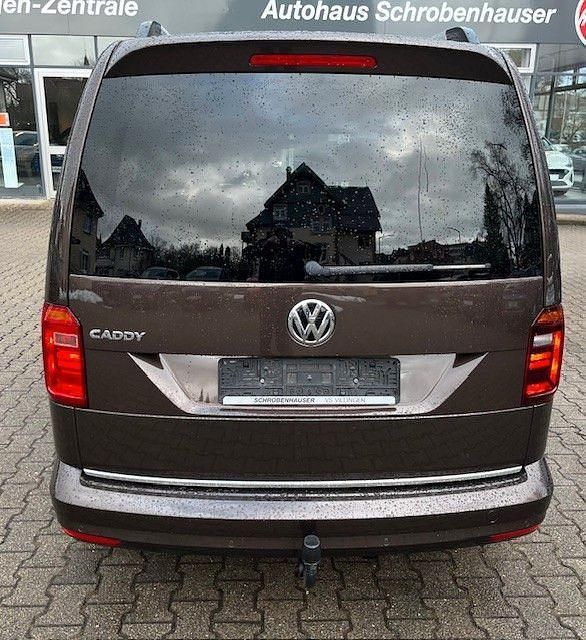 Gebraucht VW Caddy Highline 131 PS (96 kW) 2019 Braun Van / Kleinbus