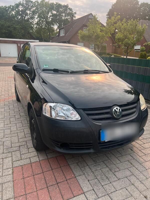 Schwarz Gebraucht 2009 VW Fox Kleinwagen | 900 € (Superpreis) - Bild 1/4