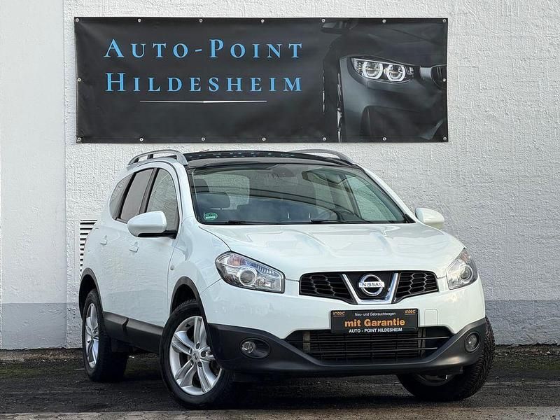 Weiß Gebraucht 2011 Nissan Qashqai +2 Acenta SUV | 10.990 € (Teuer) - Bild 1/4