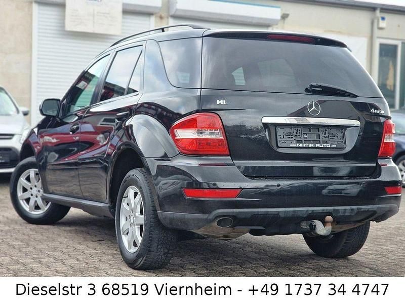 Gebraucht Mercedes ML350 224 PS (164 kW) 2009 Schwarz SUV