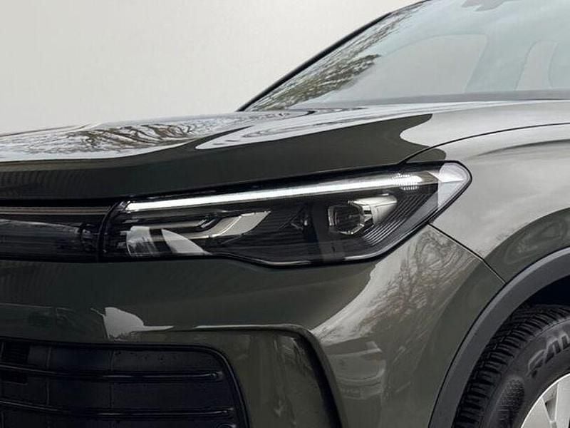 Gebraucht VW Tiguan 131 PS (96 kW) 2024 Cipressinogrün metallic SUV