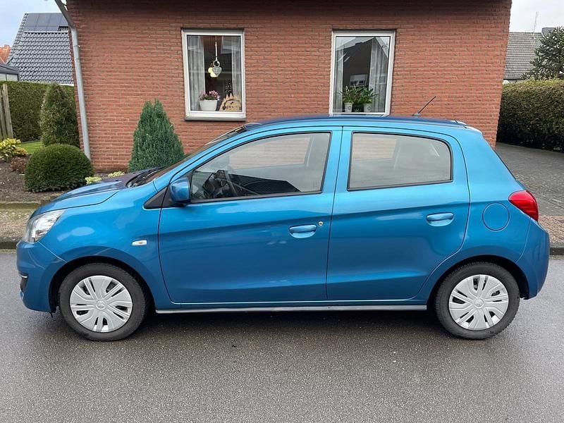 Second-hand Mitsubishi Space Star 71 CP (52 kW) 2018 Albastru Hatchback