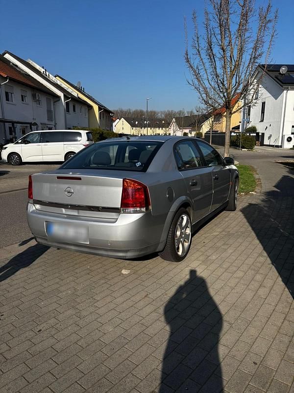 Gebraucht Opel Vectra 122 PS (89 kW) 2003 Silber Limousine