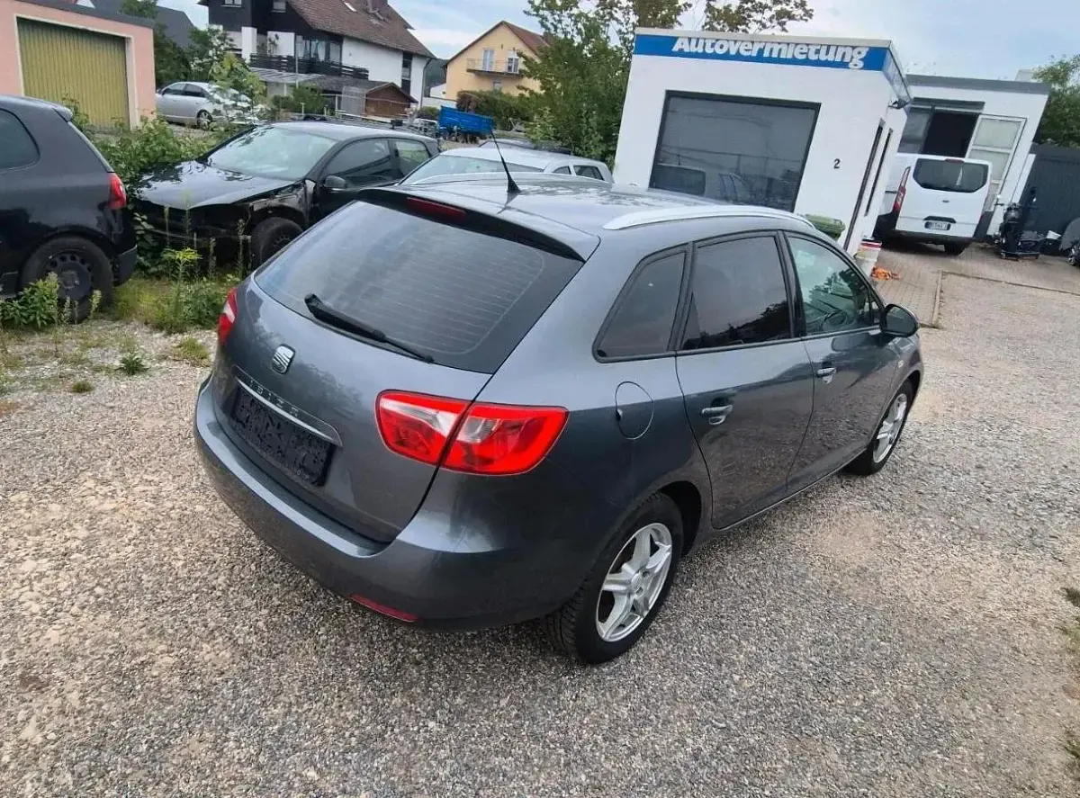 Gebraucht Seat Ibiza Style 70 PS (51 kW) 2013 Grau Kleinwagen