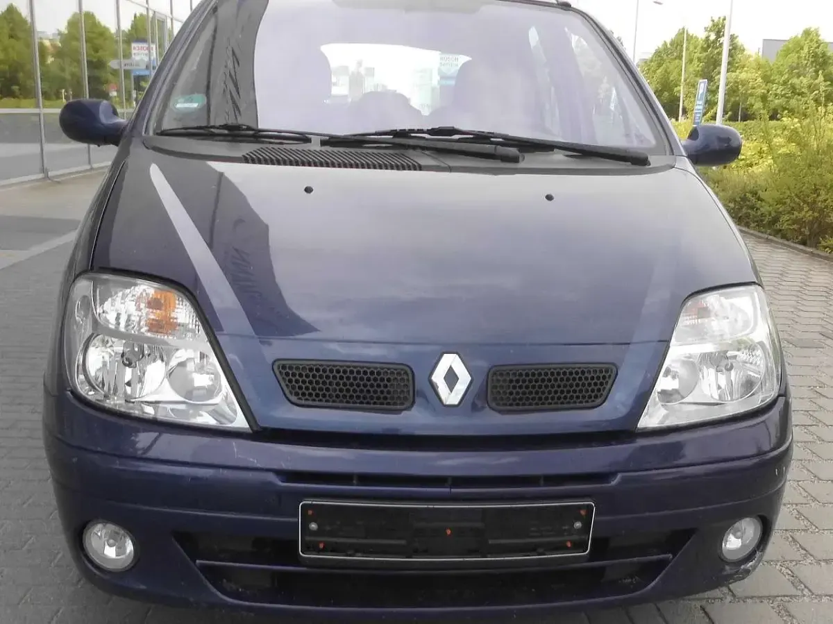 Gebraucht Renault Mégane 107 PS (78 kW) 2001 Blau Limousine