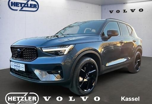 Neu Volvo XC40 Plus 163 PS (119 kW) 2026 Blau SUV