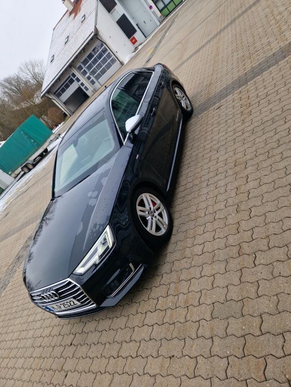 Schwarz Gebraucht 2017 Audi A4 Sport Limousine | 22.999 € (Etwas zu teuer) - Bild 1/4