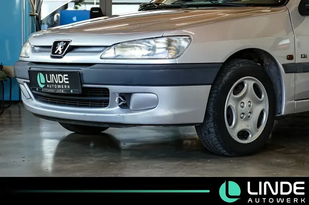 Gebraucht Peugeot 306 101 PS (74 kW) 1997 Silber/metalliclackierung mi Limousine