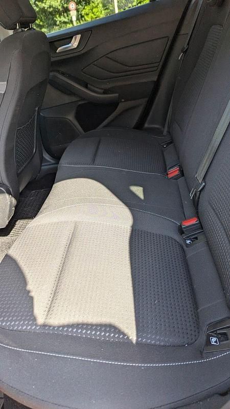 Gebraucht Ford Focus 150 PS (110 kW) 2019 Silber Kombi