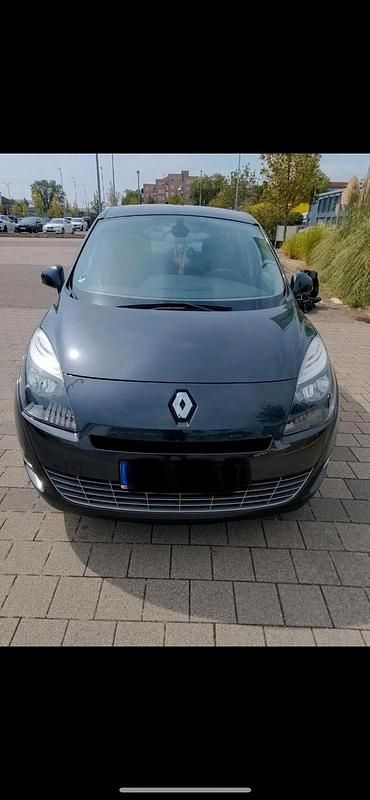 Andere farben Gebraucht 2010 Renault Grand Scénic III Van / Kleinbus | 4.800 € (Etwas zu teuer) - Bild 1/4