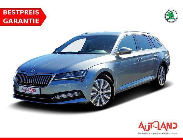Grau Gebraucht 2020 Skoda Superb Kombi | 27.950 € (Teuer) - Bild 1/4