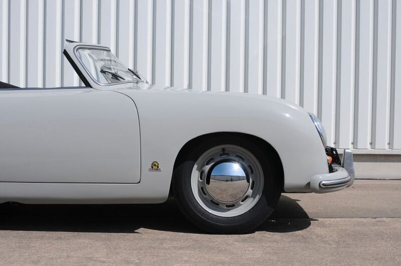 Grau Gebraucht 1954 Porsche 356 Cabrio | 235.500 € - Bild 1/4