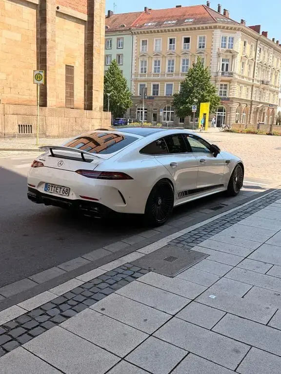 Gebraucht Mercedes AMG GT 43 AMG 367 PS (269 kW) 2023 Weiß Coupé
