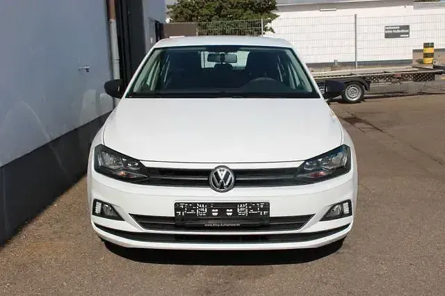 Gebraucht VW Polo Trendline 100 PS (73 kW) 2019 Andere Kleinwagen