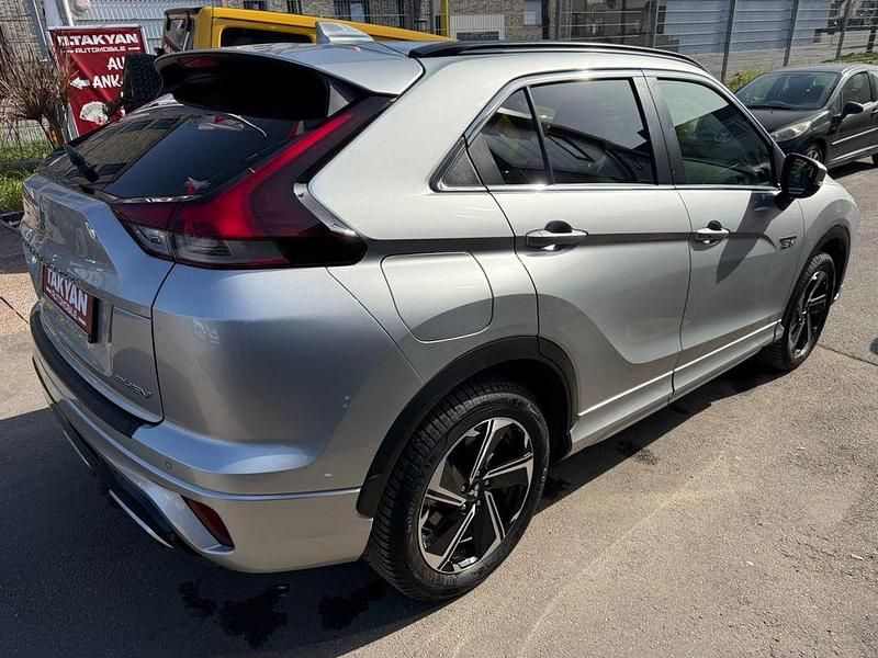 Gebraucht Mitsubishi Eclipse Cross Plus 98 PS (72 kW) 2022 Silber SUV