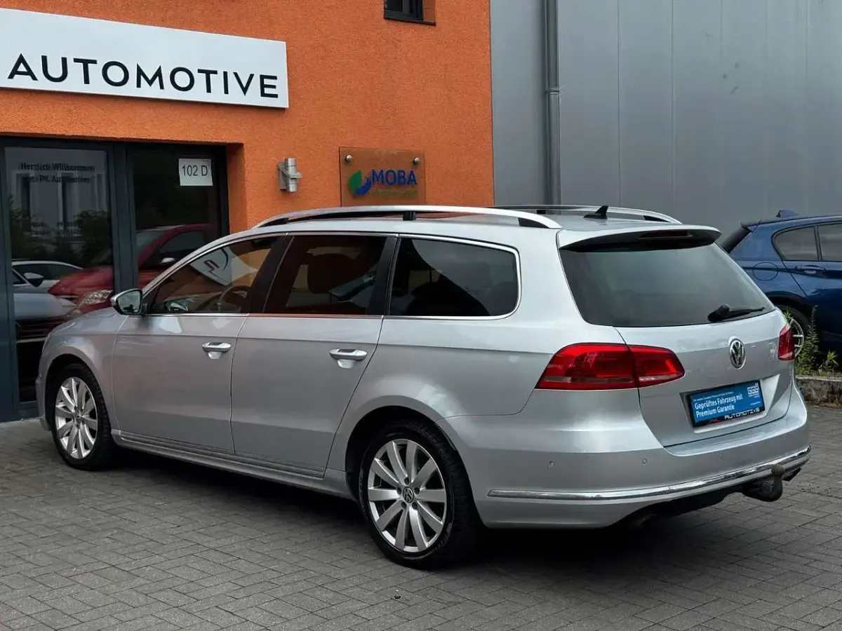 Gebraucht VW Passat R-line BlueMotion 177 PS (130 kW) 2013 Silber Kombi