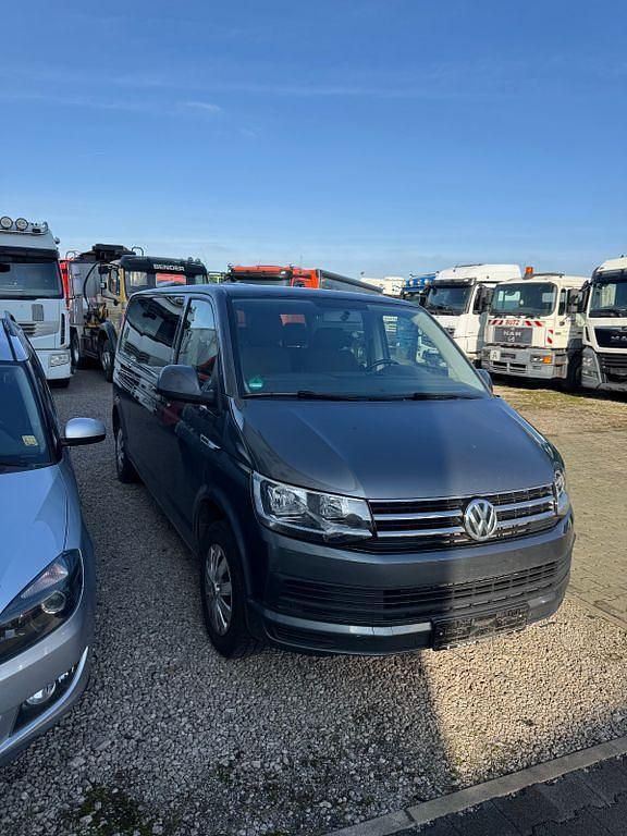 Gebraucht VW T6 Comfortline 150 PS (110 kW) 2019 Grau Van