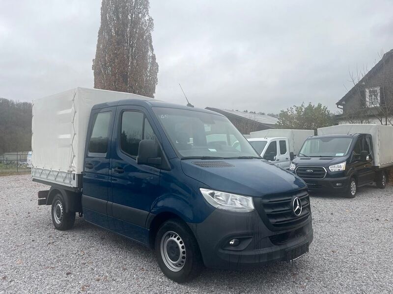 Blau Gebraucht 2021 Mercedes Sprinter Van | 32.600 € (Guter Preis) - Bild 1/4