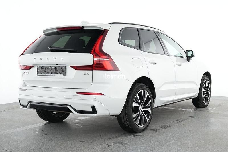 Gebraucht Volvo XC60 Plus 197 PS (144 kW) 2024 Weiß SUV