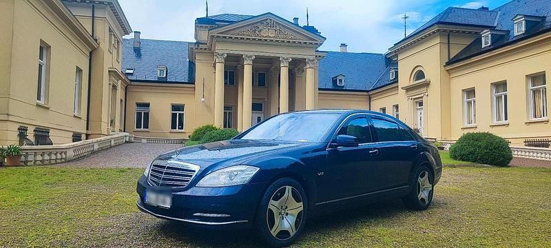 Blau Gebraucht 2013 Mercedes S600L Limousine | 39.500 € (Etwas zu teuer) - Bild 1/4
