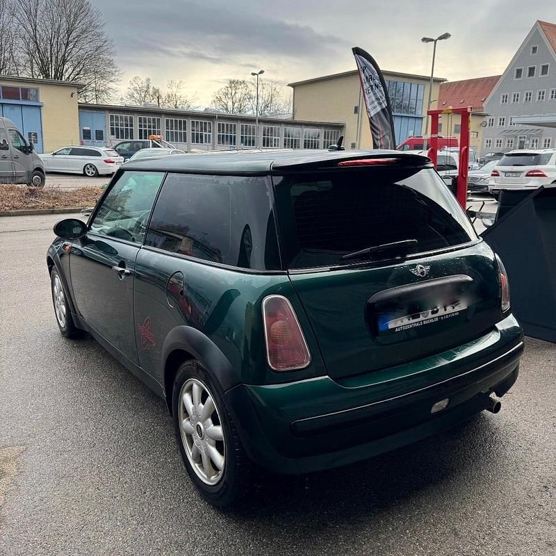 Gebraucht Mini Cooper 90 PS (66 kW) 2002 Grün Kleinwagen