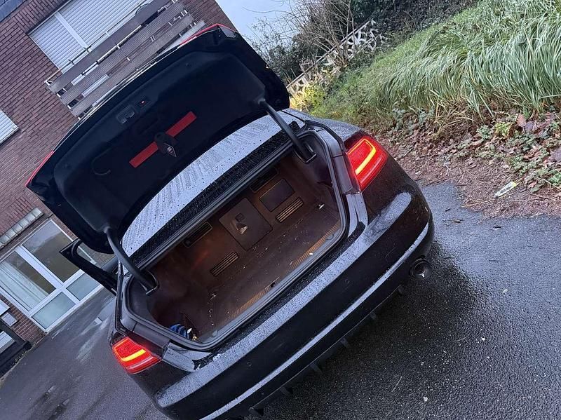 Second-hand Audi A8 250 CP (183 kW) 2013 Berlinǎ