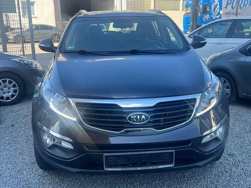 Schwarz Gebraucht 2011 Kia Sportage Spirit SUV | 6.890 € (Fairer Preis) - Bild 1/4