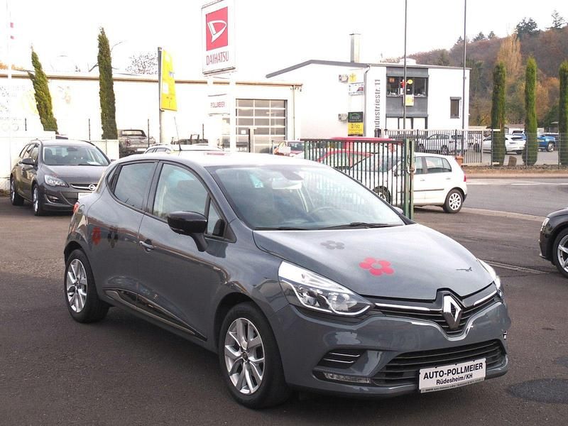 Grau Gebraucht 2019 Renault Clio IV LIMITED Kleinwagen | 9.950 € (Fairer Preis) - Bild 1/3