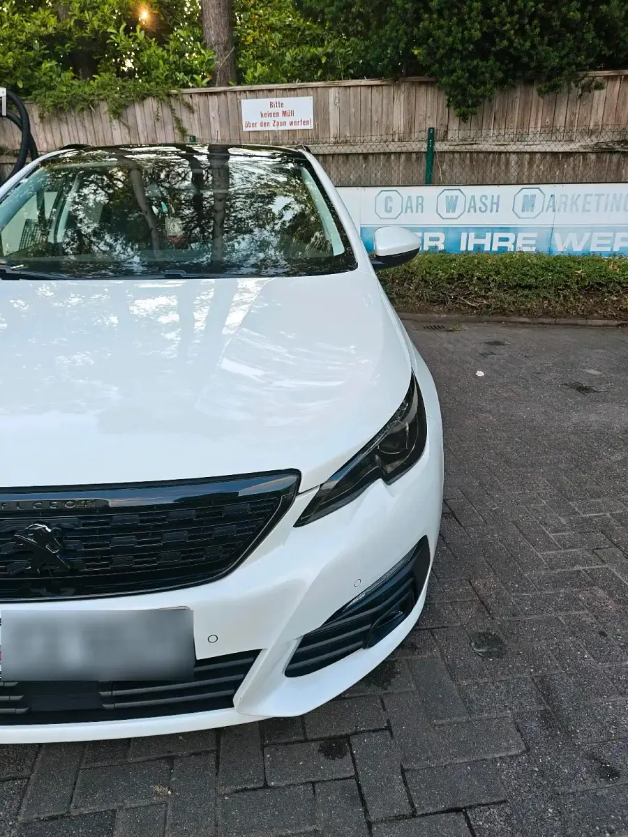 Gebraucht Peugeot 308 150 PS (110 kW) 2019 Andere farben Kombi