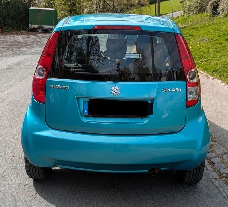 Gebraucht Suzuki Splash 86 PS (63 kW) 2010 Blau Kleinwagen