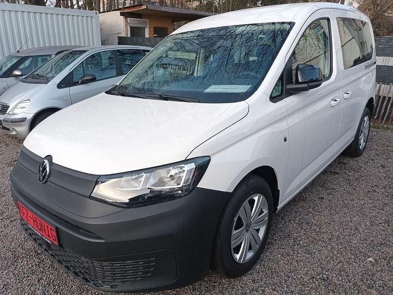 Neu VW Caddy 116 PS (85 kW) 2026 Candyweiß Van / Kleinbus