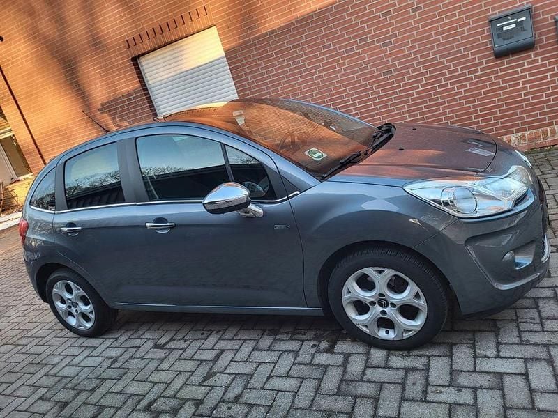 Gebraucht Citroën C3 Exclusive 120 PS (88 kW) 2011 Grau Limousine