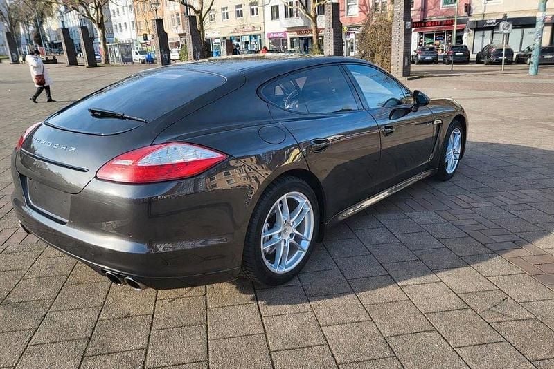 Gebraucht Porsche Panamera S E-Hybrid 333 PS (244 kW) 2012 Braun Limousine
