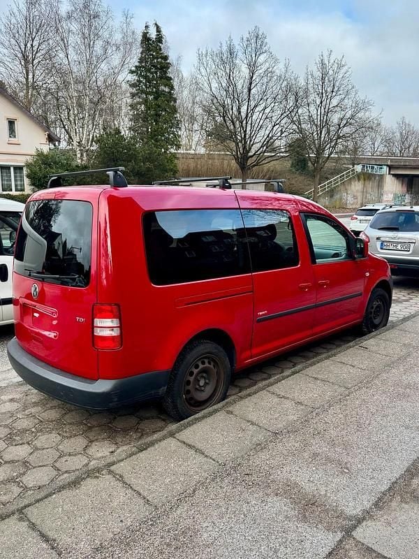 Gebraucht VW Caddy 103 PS (75 kW) 2015 Rot Van / Kleinbus
