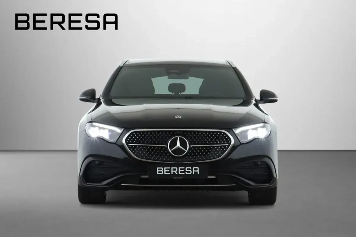 Gebraucht Mercedes E300 Avantgarde 313 PS (230 kW) 2025 Grau Limousine