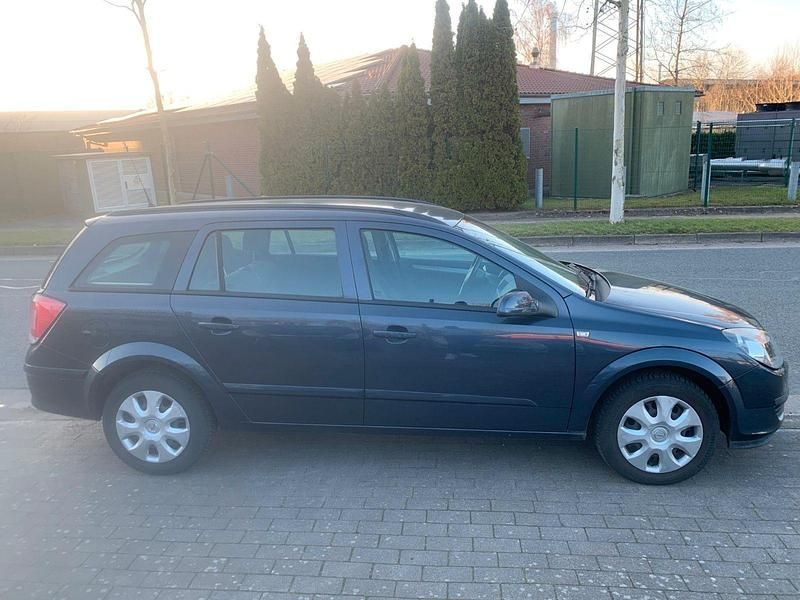 Gebraucht Opel Astra 90 PS (66 kW) 2006 Blau Kombi