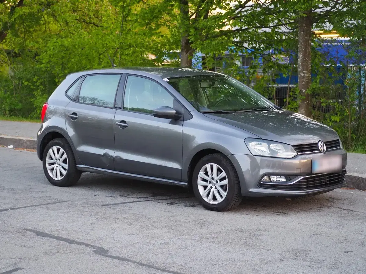 Gebraucht VW Polo Highline 60 PS (44 kW) 2016 Grau Kleinwagen