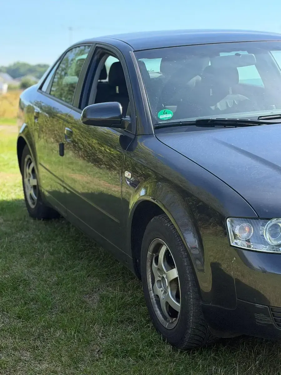 Gebraucht Audi A4 131 PS (96 kW) 2005 Schwarz Limousine