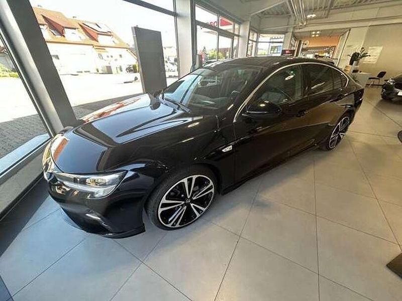 Onyx schwarz Gebraucht 2021 Opel Insignia GS Line Kleinwagen | 25.300 € (Fairer Preis) - Bild 1/4